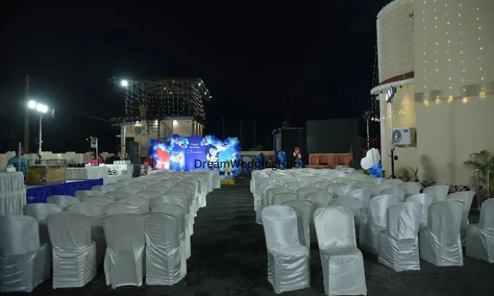 The Royal  Riviera Resort